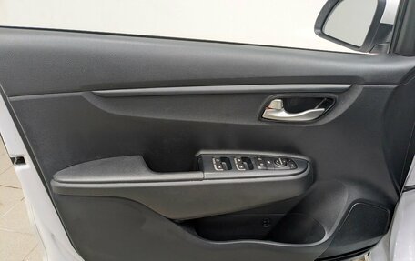 KIA Rio IV, 2021 год, 1 550 000 рублей, 7 фотография