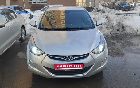 Hyundai Elantra V, 2011 год, 1 000 000 рублей, 1 фотография