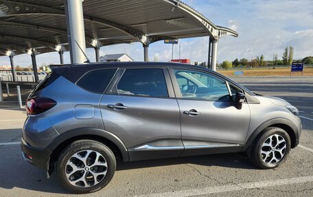 Renault Kaptur I рестайлинг, 2021 год, 1 830 000 рублей, 1 фотография