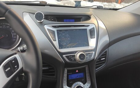 Hyundai Elantra V, 2011 год, 1 000 000 рублей, 4 фотография