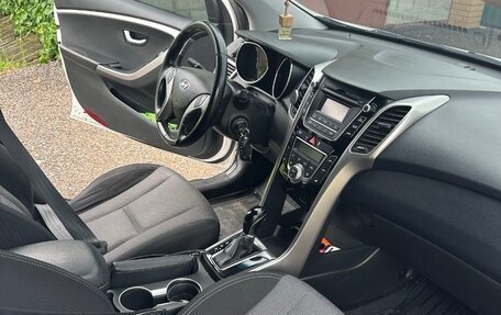 Hyundai i30 II рестайлинг, 2012 год, 950 000 рублей, 9 фотография