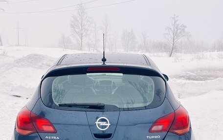 Opel Astra J, 2011 год, 520 000 рублей, 4 фотография