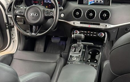 KIA Stinger I, 2019 год, 2 200 000 рублей, 7 фотография