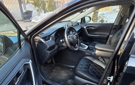 Toyota RAV4, 2020 год, 3 300 000 рублей, 11 фотография