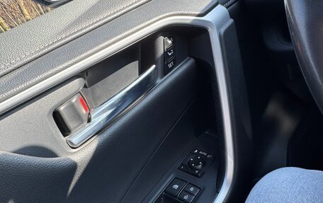 Toyota RAV4, 2022 год, 4 050 000 рублей, 14 фотография