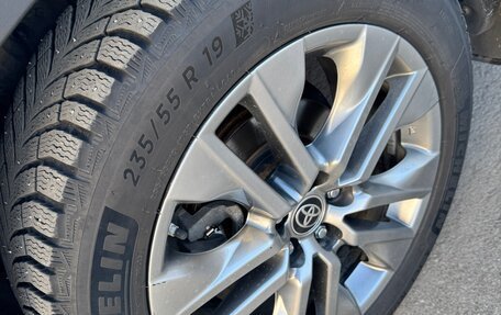 Toyota RAV4, 2022 год, 4 050 000 рублей, 20 фотография