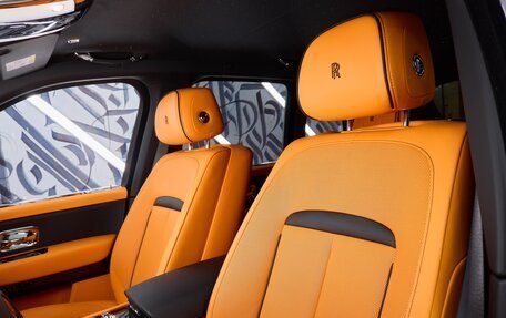 Rolls-Royce Cullinan, 2025 год, 64 875 000 рублей, 12 фотография