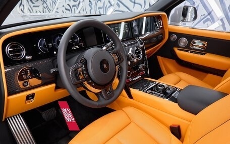 Rolls-Royce Cullinan, 2025 год, 64 875 000 рублей, 2 фотография