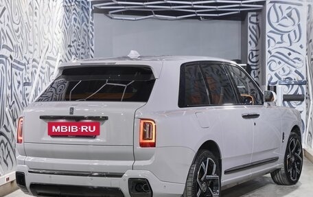 Rolls-Royce Cullinan, 2025 год, 64 875 000 рублей, 9 фотография