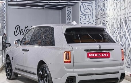 Rolls-Royce Cullinan, 2025 год, 64 875 000 рублей, 8 фотография