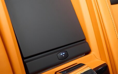 Rolls-Royce Cullinan, 2025 год, 64 875 000 рублей, 22 фотография