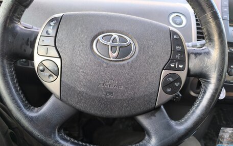 Toyota Prius, 2008 год, 749 000 рублей, 9 фотография