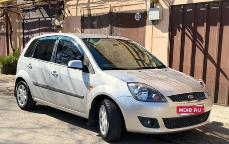 Ford Fiesta, 2007 год, 550 000 рублей, 2 фотография