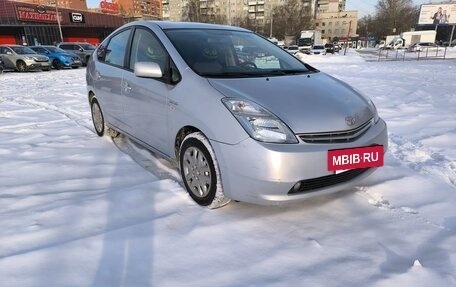 Toyota Prius, 2008 год, 749 000 рублей, 2 фотография