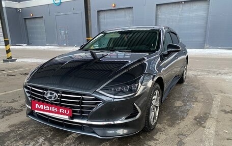 Hyundai Sonata VIII, 2021 год, 1 800 000 рублей, 2 фотография