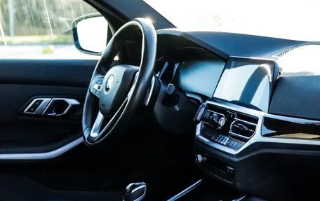 BMW 3 серия, 2019 год, 3 500 000 рублей, 11 фотография