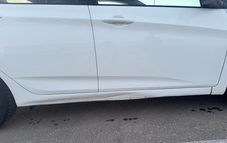 Hyundai Solaris II рестайлинг, 2015 год, 1 200 000 рублей, 5 фотография