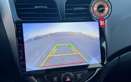 Hyundai Solaris II рестайлинг, 2015 год, 1 200 000 рублей, 16 фотография