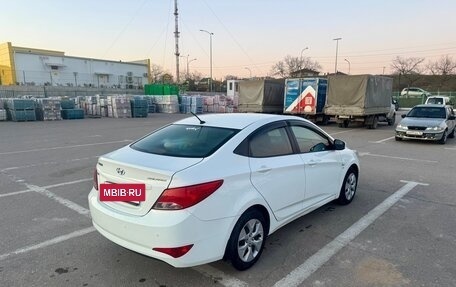 Hyundai Solaris II рестайлинг, 2015 год, 1 200 000 рублей, 6 фотография