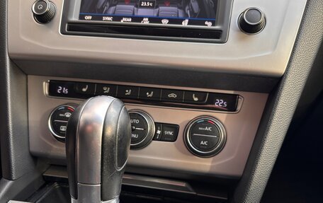 Volkswagen Passat B8 рестайлинг, 2017 год, 1 730 000 рублей, 8 фотография