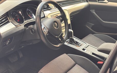 Volkswagen Passat B8 рестайлинг, 2017 год, 1 730 000 рублей, 7 фотография