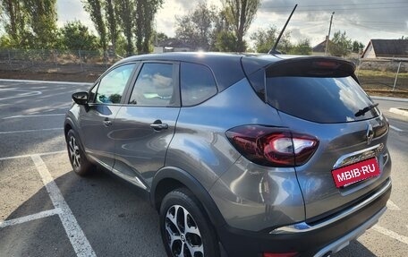 Renault Kaptur I рестайлинг, 2021 год, 1 830 000 рублей, 6 фотография