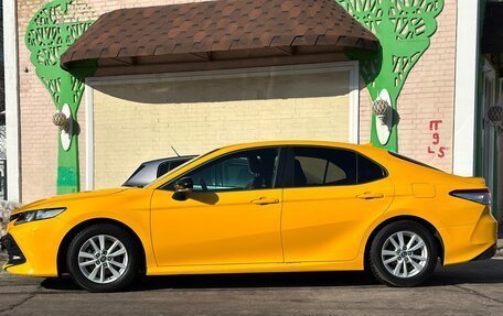 Toyota Camry, 2019 год, 1 850 000 рублей, 9 фотография