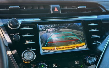 Toyota Camry, 2019 год, 1 850 000 рублей, 35 фотография