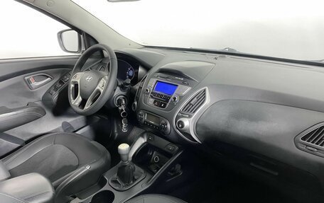 Hyundai ix35 I рестайлинг, 2011 год, 808 000 рублей, 11 фотография