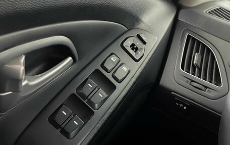 Hyundai ix35 I рестайлинг, 2011 год, 808 000 рублей, 17 фотография