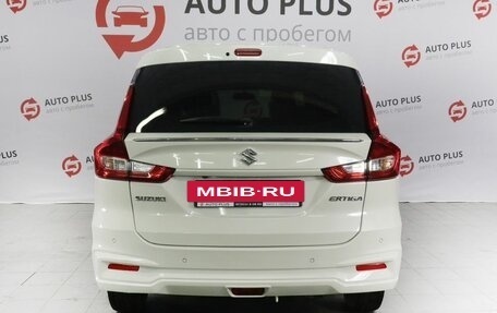 Suzuki Ertiga II, 2022 год, 2 180 000 рублей, 6 фотография