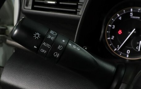 Suzuki Ertiga II, 2022 год, 2 180 000 рублей, 13 фотография