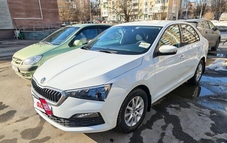 Skoda Rapid II, 2021 год, 1 590 000 рублей, 2 фотография