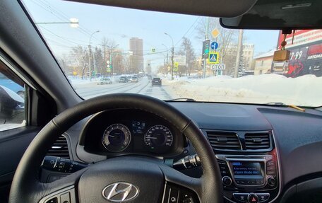 Hyundai Solaris II рестайлинг, 2014 год, 1 050 000 рублей, 9 фотография