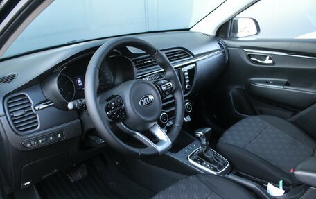 KIA Rio IV, 2018 год, 1 350 000 рублей, 8 фотография