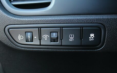 KIA Rio IV, 2018 год, 1 350 000 рублей, 6 фотография