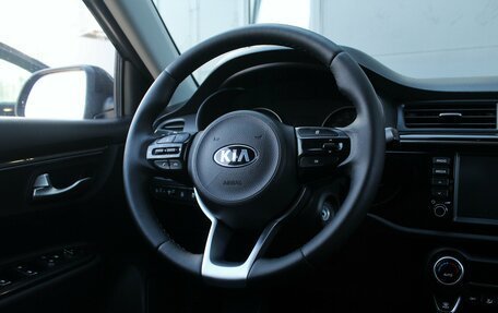 KIA Rio IV, 2018 год, 1 350 000 рублей, 15 фотография