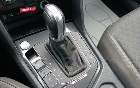 Volkswagen Tiguan II, 2017 год, 2 550 000 рублей, 22 фотография