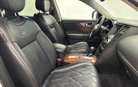 Infiniti FX II, 2012 год, 1 780 000 рублей, 18 фотография