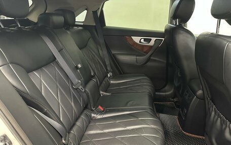 Infiniti FX II, 2012 год, 1 780 000 рублей, 19 фотография