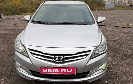 Hyundai Solaris II рестайлинг, 2014 год, 750 000 рублей, 1 фотография