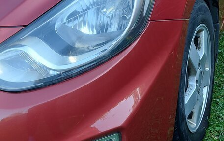 Hyundai Solaris II рестайлинг, 2011 год, 850 000 рублей, 7 фотография