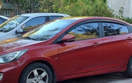 Hyundai Solaris II рестайлинг, 2011 год, 850 000 рублей, 13 фотография