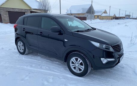 KIA Sportage III, 2013 год, 985 000 рублей, 2 фотография