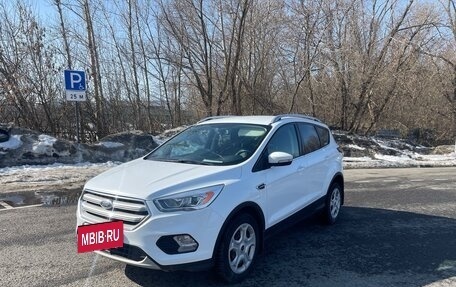 Ford Kuga III, 2017 год, 1 790 000 рублей, 3 фотография