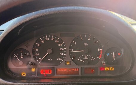 BMW 3 серия, 1999 год, 350 000 рублей, 9 фотография