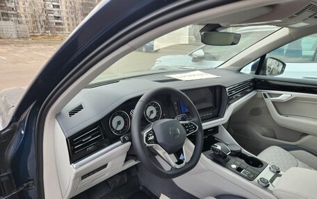 Volkswagen Touareg III, 2022 год, 7 700 000 рублей, 4 фотография