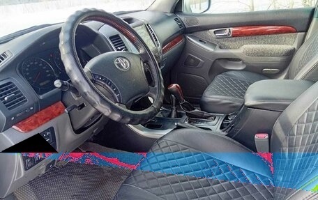 Toyota Land Cruiser Prado 120 рестайлинг, 2008 год, 2 600 000 рублей, 6 фотография