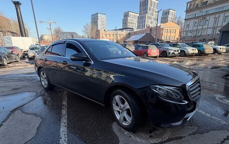 Mercedes-Benz E-Класс, 2018 год, 2 250 000 рублей, 2 фотография