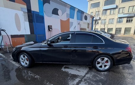 Mercedes-Benz E-Класс, 2018 год, 2 250 000 рублей, 6 фотография